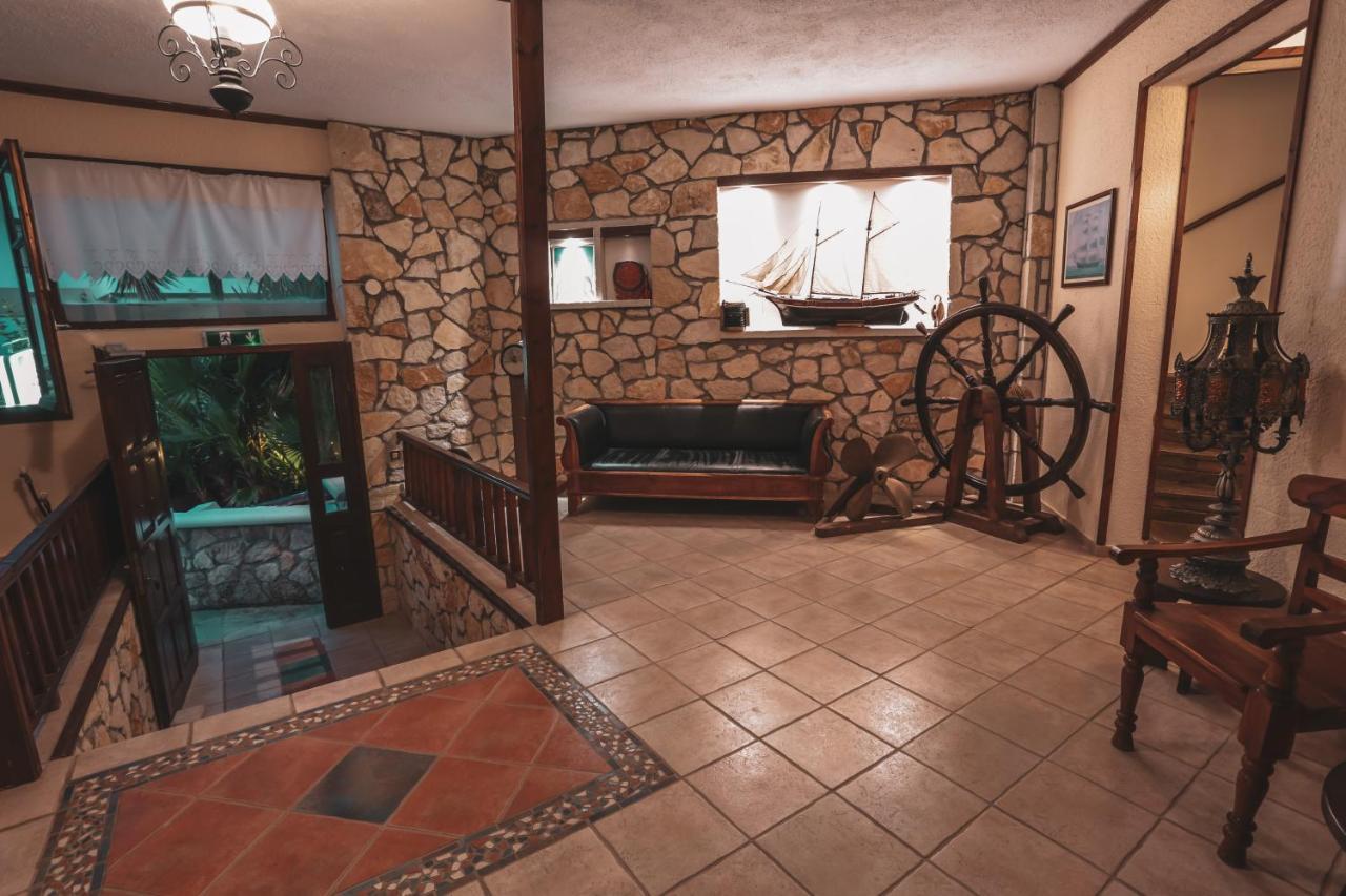 Karnagio Vasilas Agia Paraskevi (Kassandra) Exterior foto